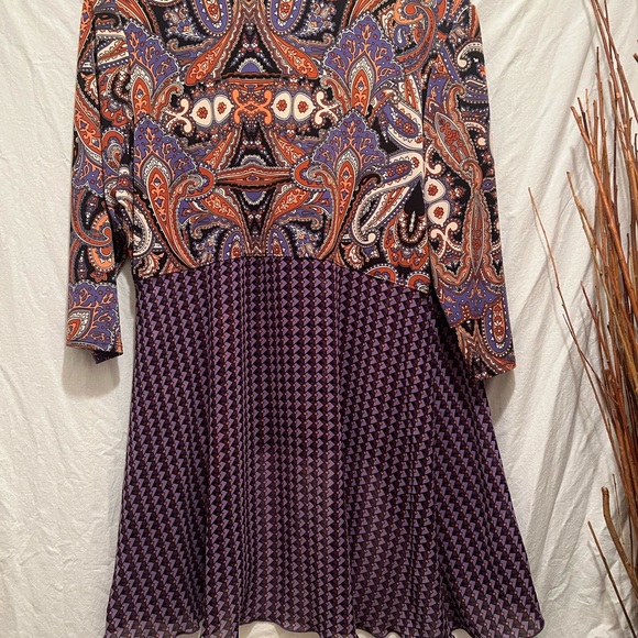 Women’s Peck & Peck L Purple Paisley 2 piece tank top w/ kimono style cover - Picture 8 of 12